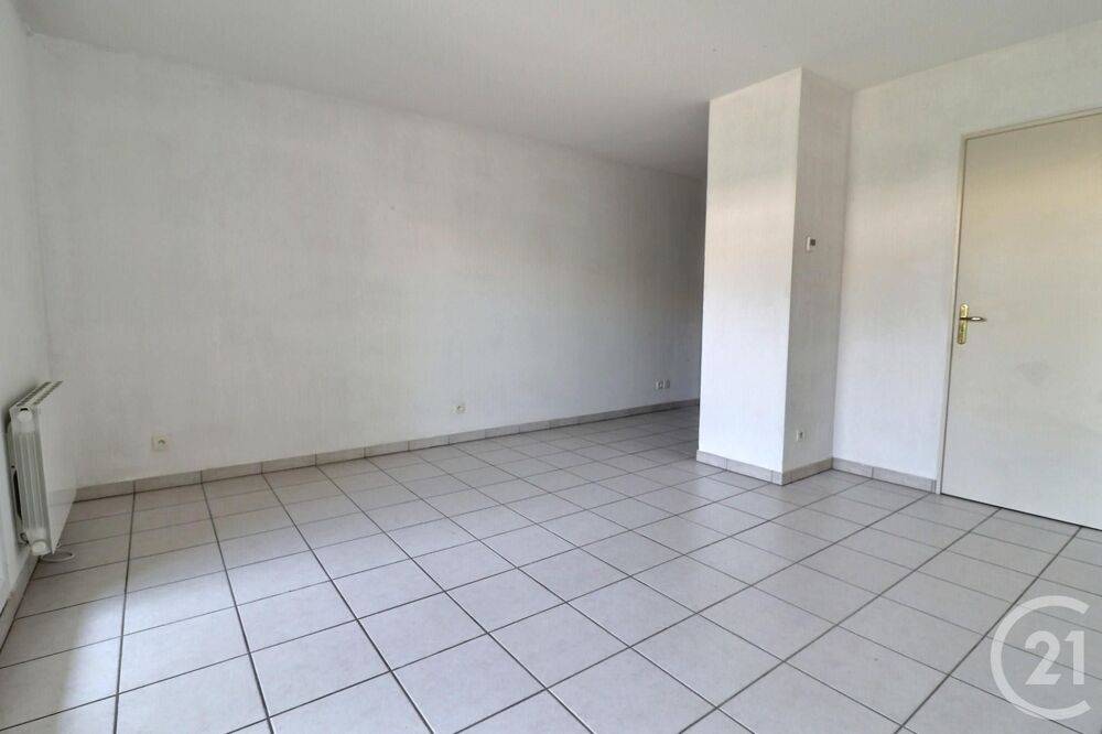 location Appartement - 2 pièce(s) - 37 m² Ambérieu-en-Bugey (01500)