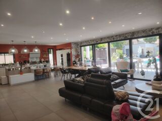  Maison à vendre 8 pièces 343 m²