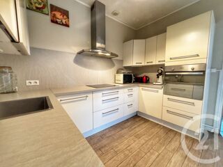  Maison � vendre 5 pi�ces 1696 m�