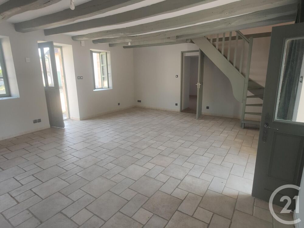 location Maison - 4 pièce(s) - 150 m² Lurcy-Lévis (03320)
