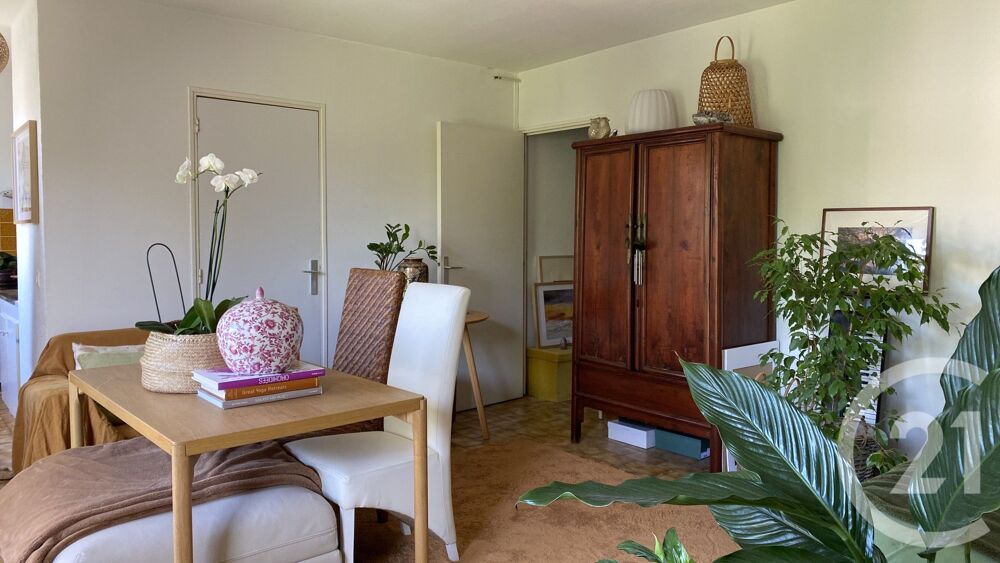location Appartement - 1 pièce(s) - 32 m² Villeneuve-lès-Avignon (30400)