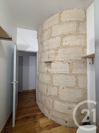 Appartement à louer 2 pièces 37 m²