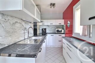  Appartement � vendre 4 pi�ces 81 m�