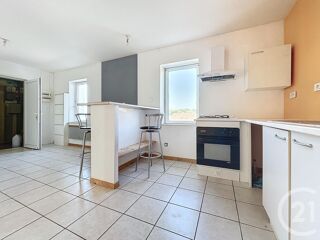  Appartement à louer 3 pièces 45 m²