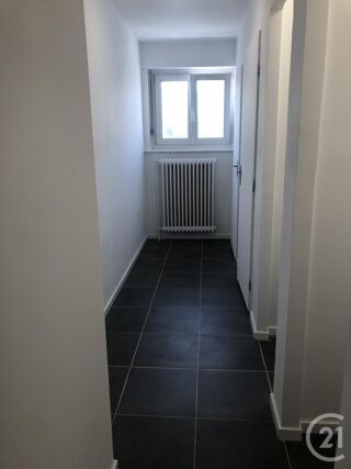  Appartement à louer 1 pièce 11 m²