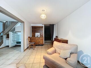  Appartement � louer 5 pi�ces 104 m�