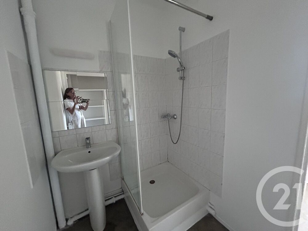 location Appartement - 3 pièce(s) - 49 m² Avon (77210)