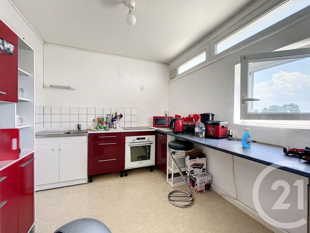 Découvrez cet agréable appartement T2 de 44,40 m², situé....