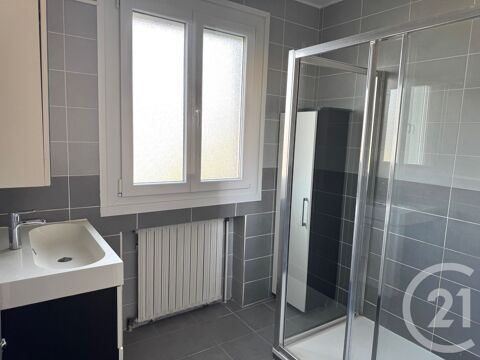  Appartement � louer 4 pi�ces 145 m�