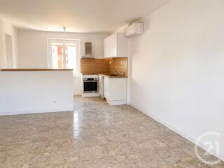  Appartement � louer 3 pi�ces 69 m� Bagnols sur ceze