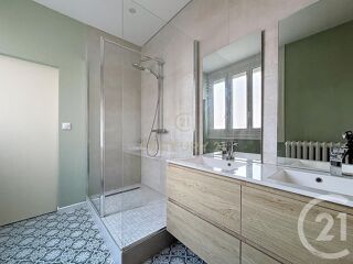  Maison à vendre 7 pièces 292 m²