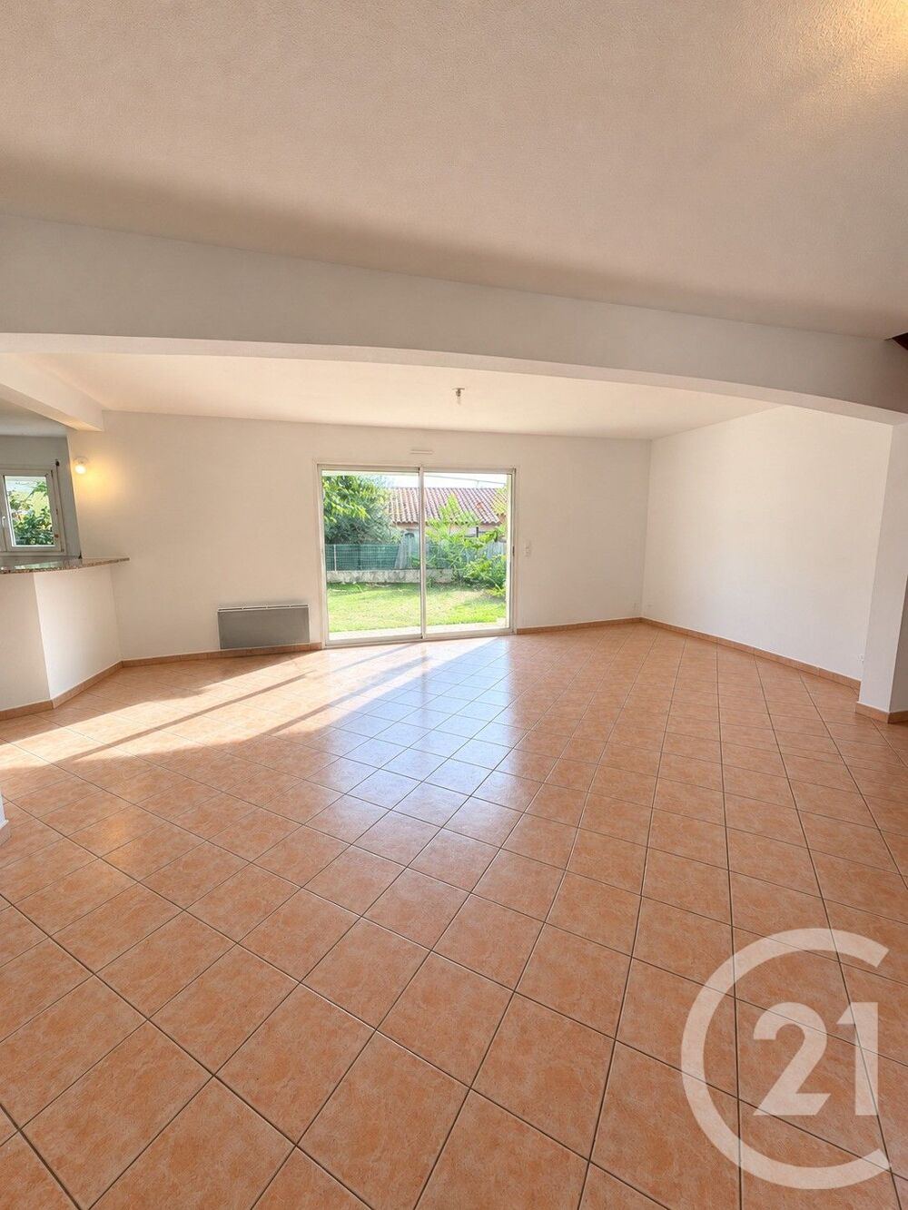 location Maison - 4 pièce(s) - 90 m² Perpignan (66000)