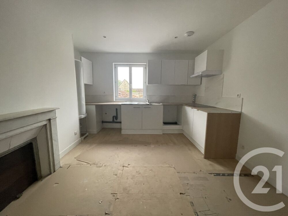 location Appartement - 4 pièce(s) - 61 m² Égreville (77620)