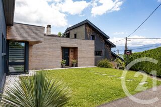  Maison � vendre 8 pi�ces 247 m�