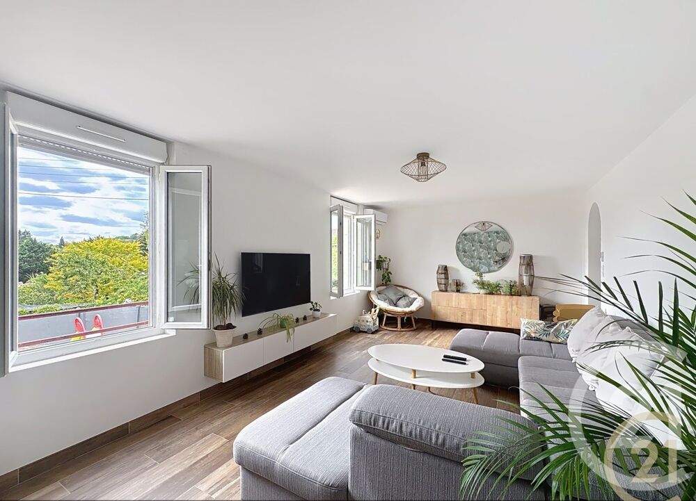 vente Maison - 5 pièce(s) - 179 m² Montigny-sur-Loing (77690)