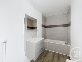  Appartement à louer 2 pièces 47 m²