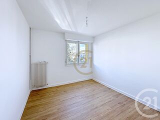  Appartement � vendre 4 pi�ces 83 m�