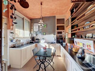  Maison à vendre 12 pièces 585 m²