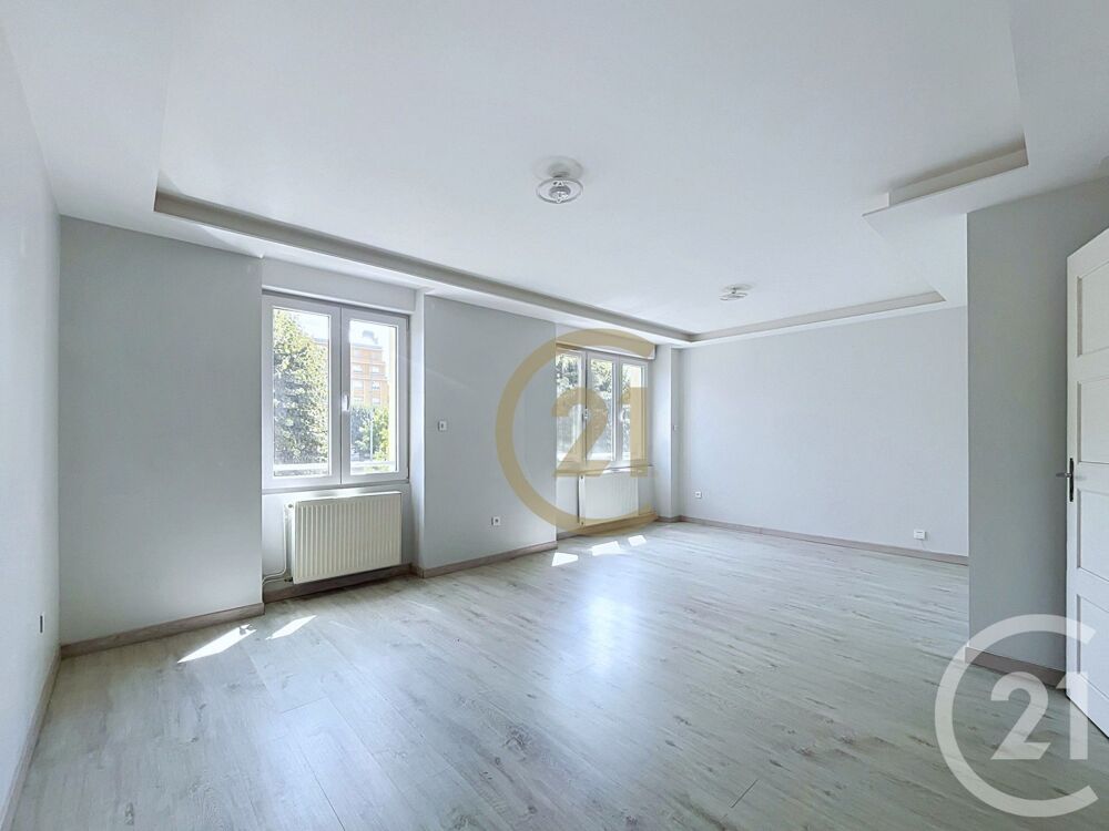 Situé au c½ur de Belfort, cet appartement de 70, entière....