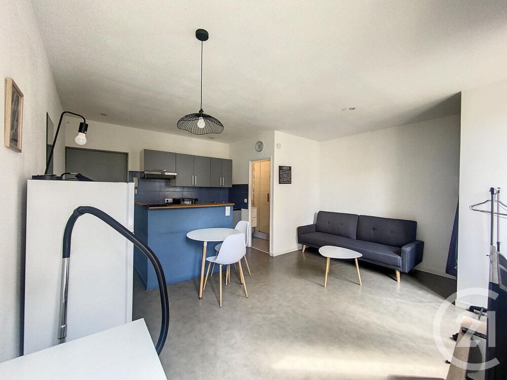 Century 21 Agence de la Gare vous propose au centre-vill....