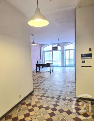 vente Appartement - 5 pièce(s) - 131 m² Alès (30100)