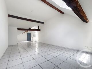  Appartement à louer 2 pièces 45 m²