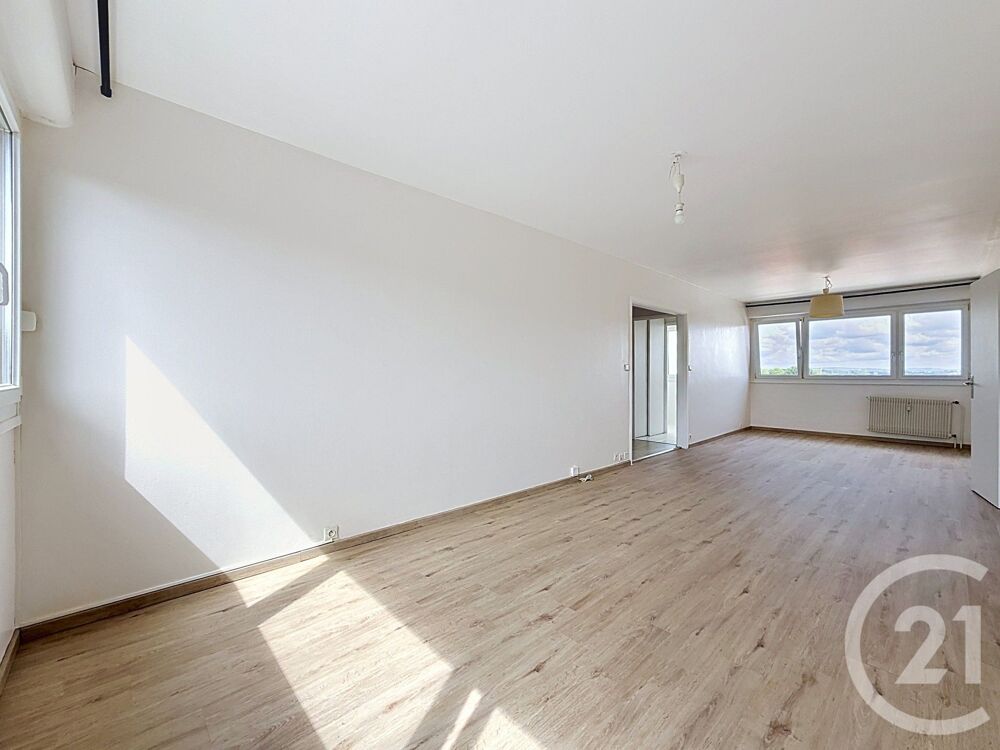 location Appartement - 4 pièce(s) - 81 m² Seloncourt (25230)