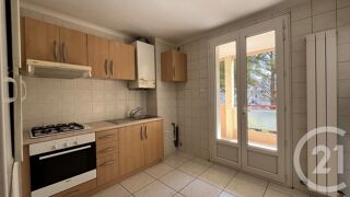  Appartement à louer 3 pièces 70 m²