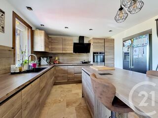  Maison à vendre 6 pièces 215 m²