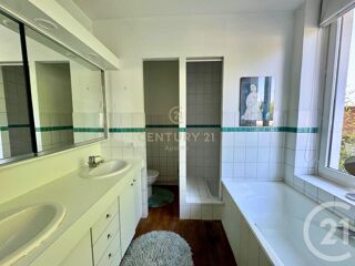  Appartement � vendre 5 pi�ces 161 m�