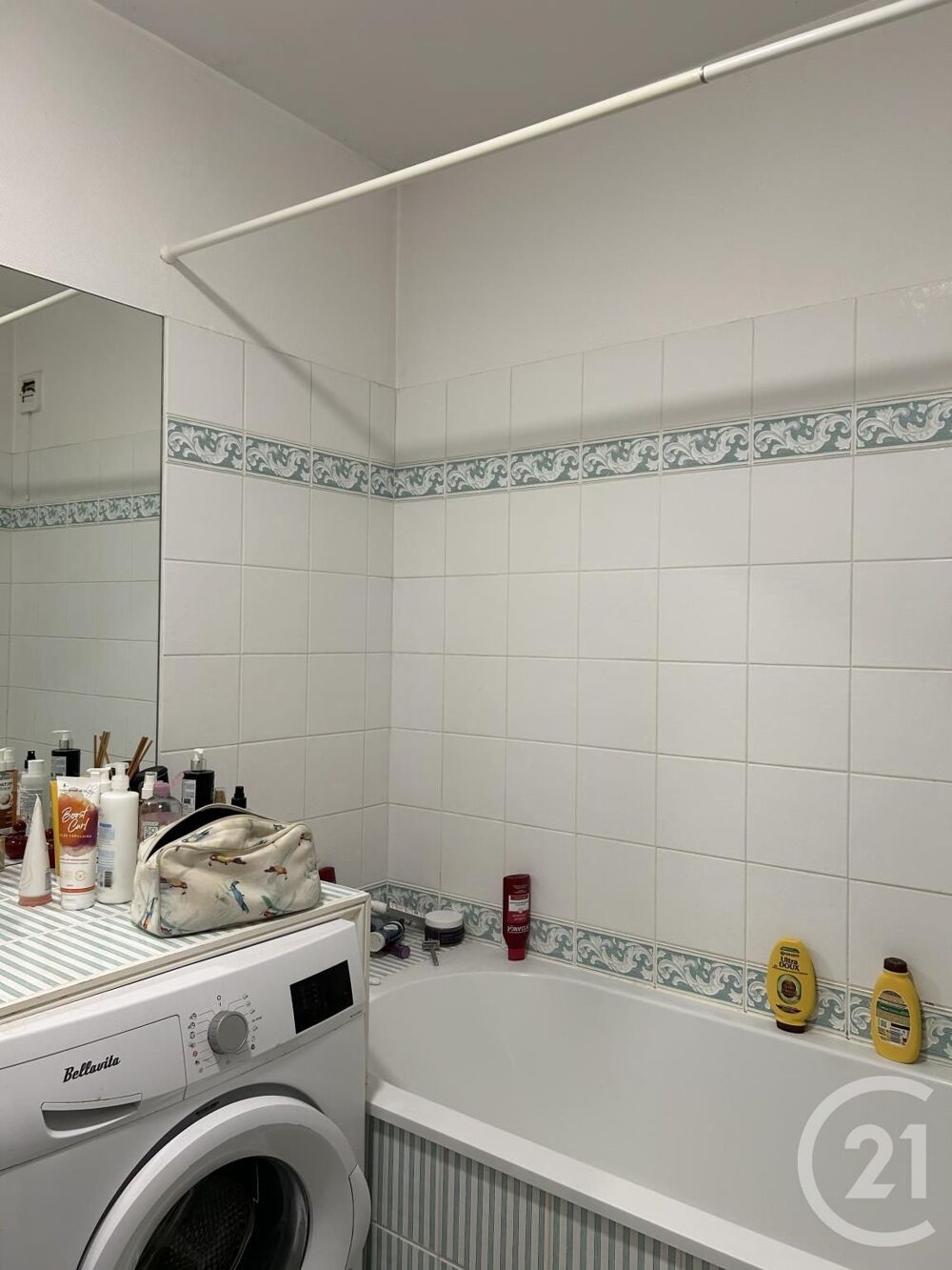 location Appartement - 3 pièce(s) - 69 m² Fontainebleau (77300)