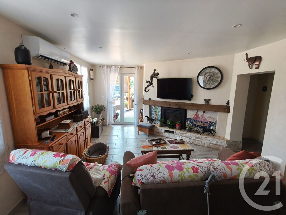 Proche de Prémery, charmante maison de 124m² entièrement....
