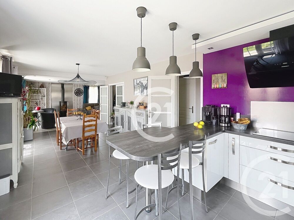 vente Maison - 5 pièce(s) - 135 m² Estrées-la-Campagne (14190)