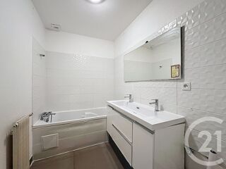  Appartement � vendre 4 pi�ces 87 m�