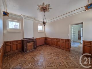  Appartement à louer 4 pièces 89 m²