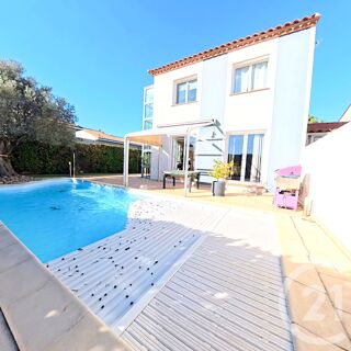  Maison � vendre 5 pi�ces 240 m�