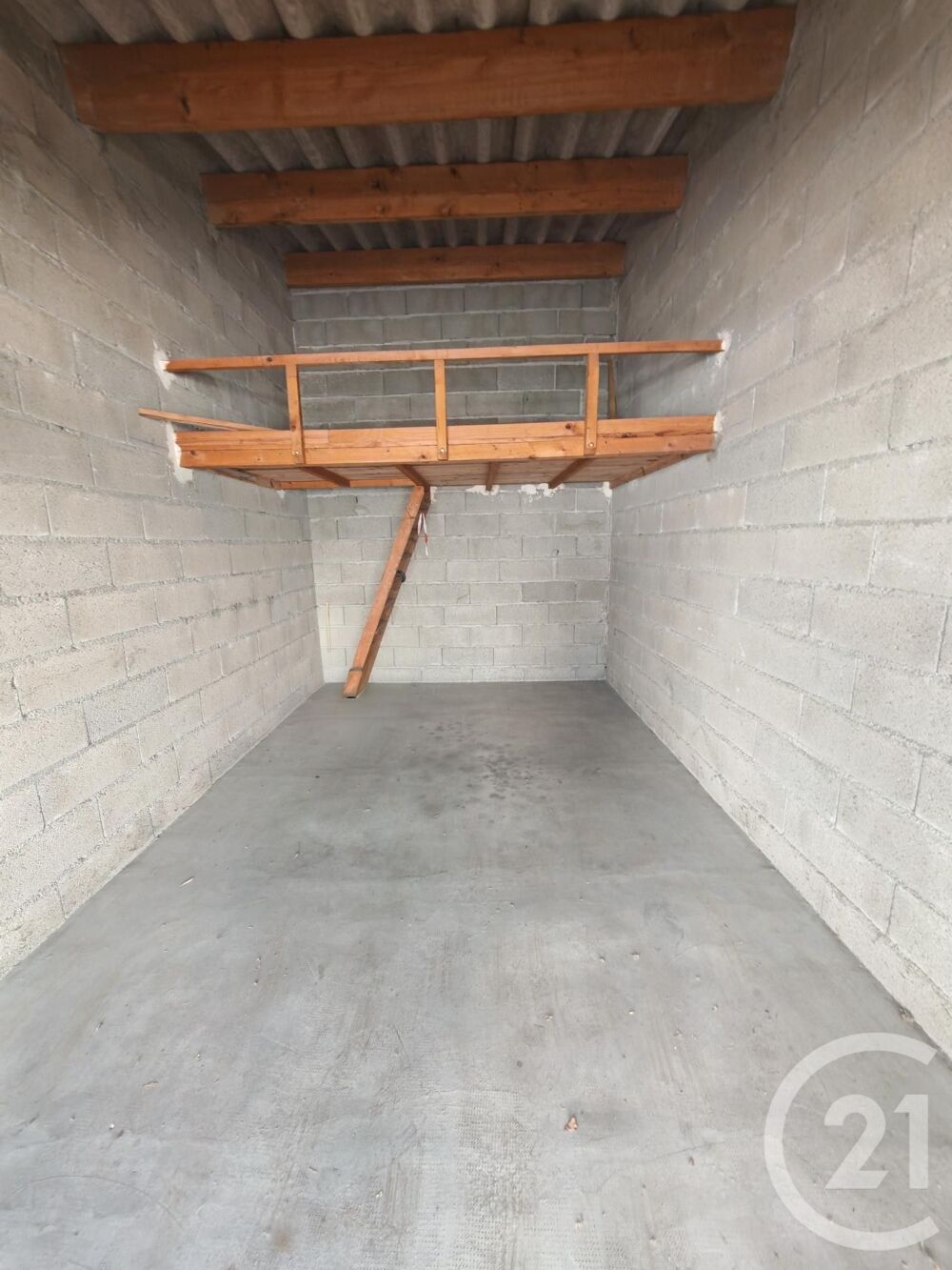 location Parking / Garage - 15 m² Argelès-sur-Mer (66700)