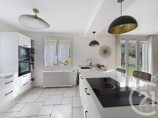  Maison � vendre 5 pi�ces 225 m�