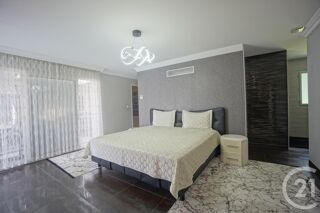  Maison � louer 7 pi�ces 255 m�