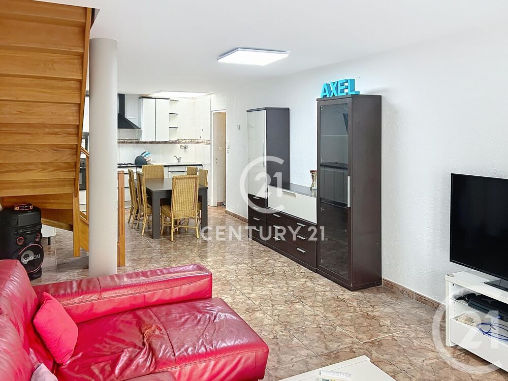 NOUVEAU à ELNE, agréable maison de village en R+1 avec g....