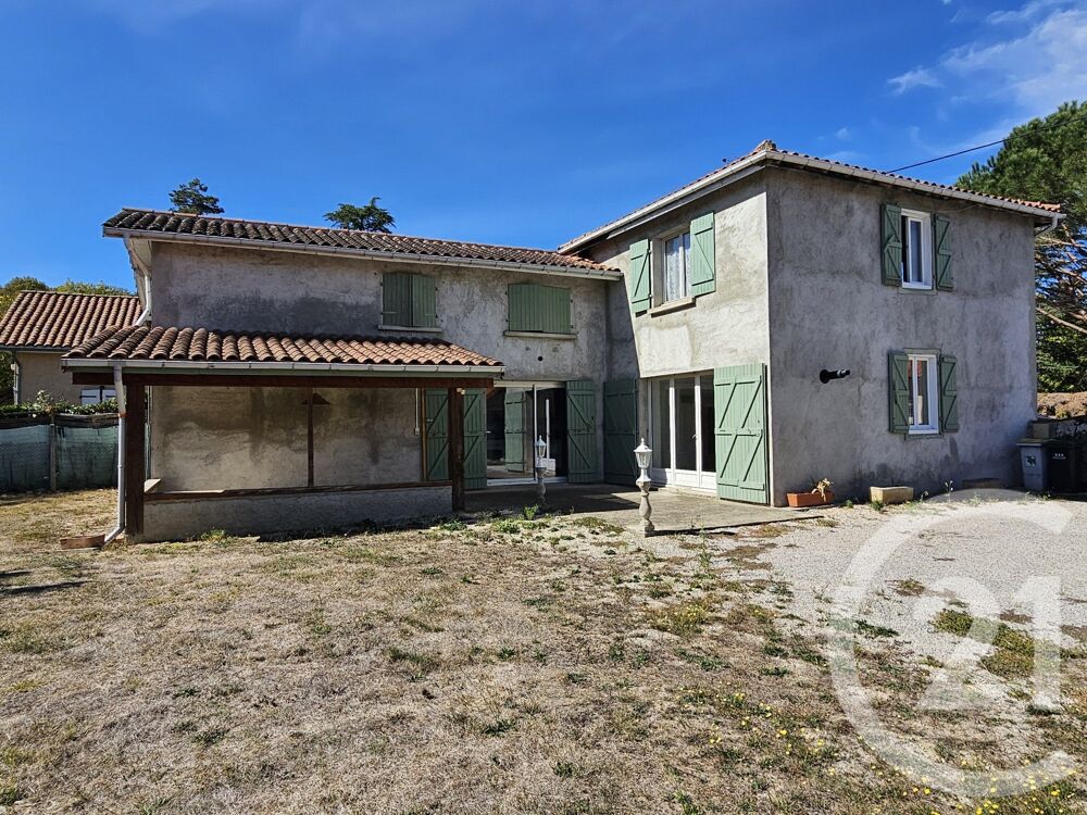 Au c½ur de Trie-sur-Baïse, venez découvrir cette maison ....