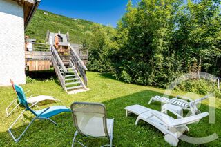  Maison à louer 6 pièces 156 m²