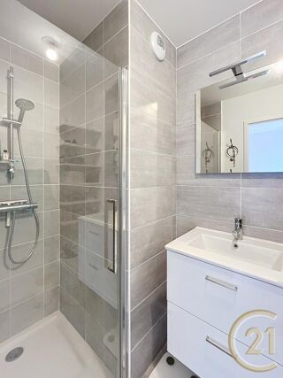  Appartement � vendre 5 pi�ces 94 m�