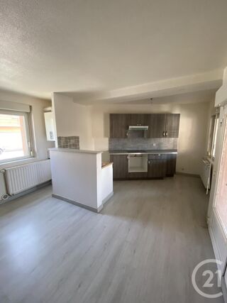  Appartement à louer 3 pièces 55 m²
