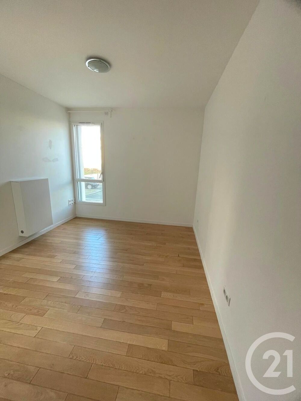 location Appartement - 4 pièce(s) - 113 m² Calais (62100)