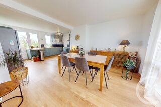 vente Appartement - 5 pièce(s) - 76 m² Saint-Quentin (02100)