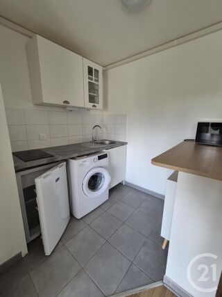  Appartement à louer 2 pièces 30 m²