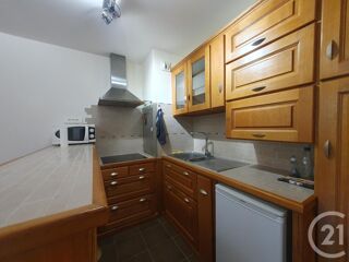  Appartement à louer 1 pièce 28 m²