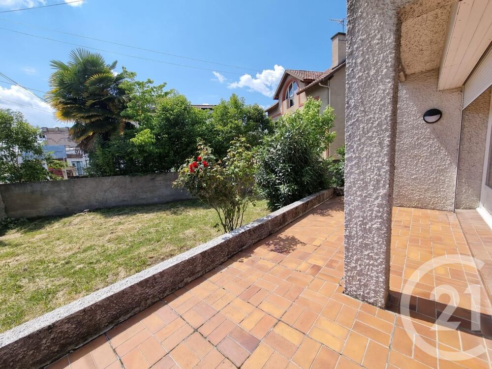 location Maison - 6 pièce(s) - 230 m² Séméac (65600)
