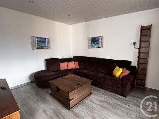  Appartement à louer 2 pièces 63 m²